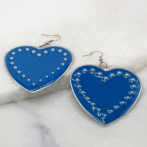 Jewelry - ✔️NWOT Large Blue Hearts